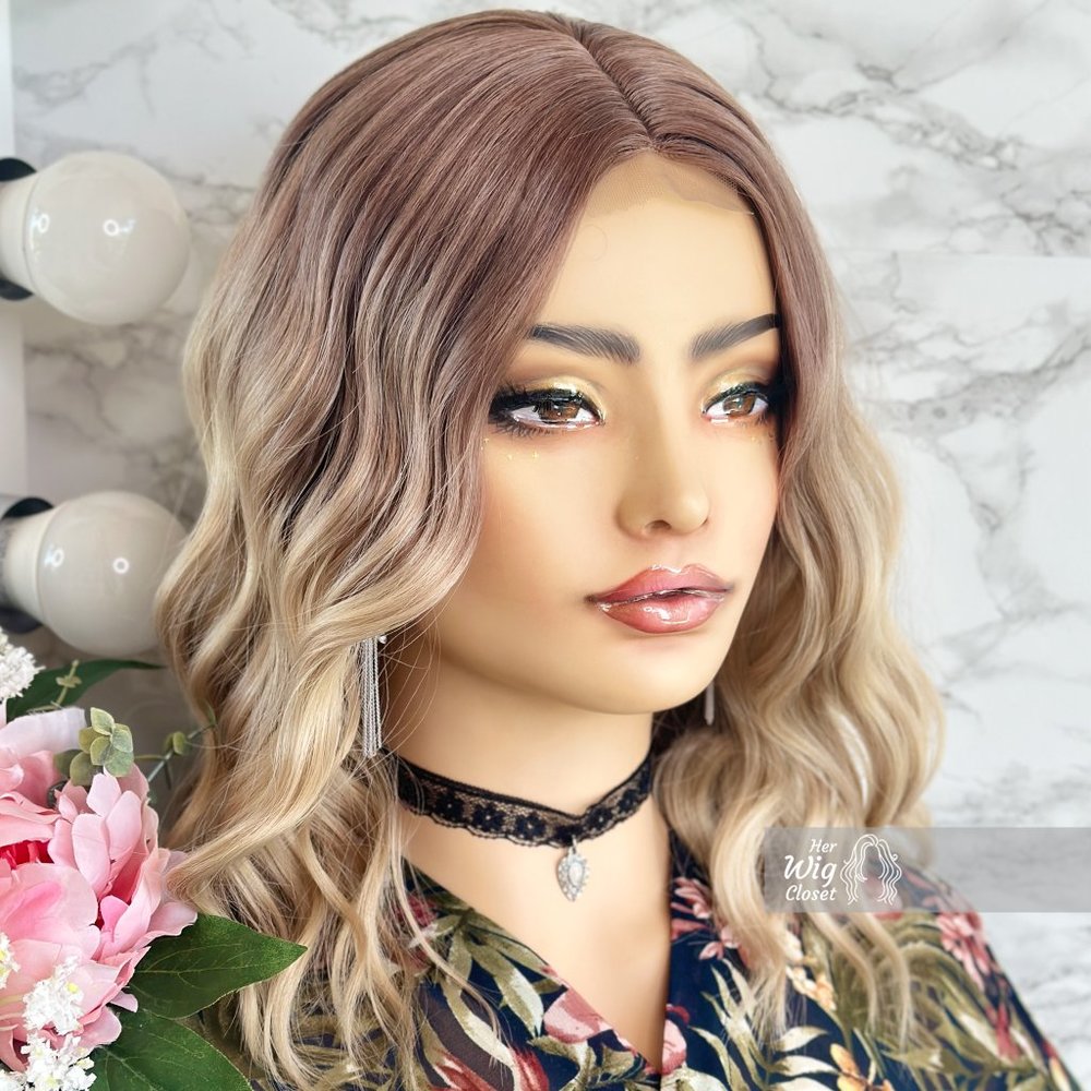 Ash Blonde Ombre Wavy Bob Small Lace Wig | Zoey